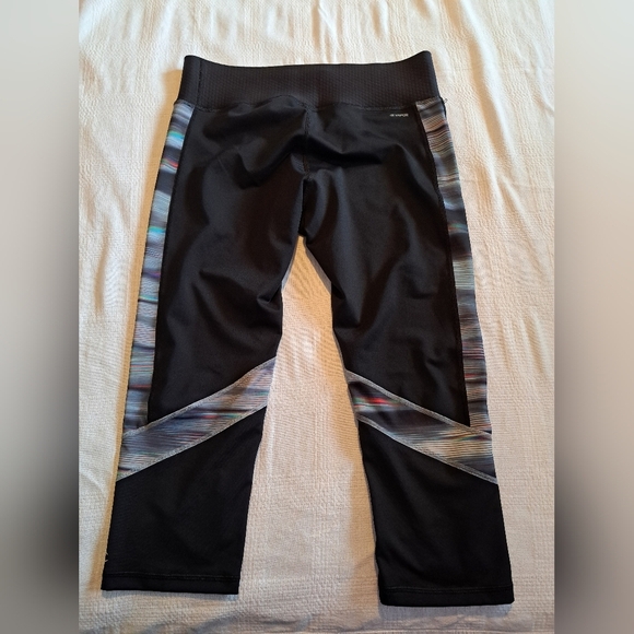 Champion Performance size XL Black cropped leggings wide waist band EUC - Picture 6 of 6